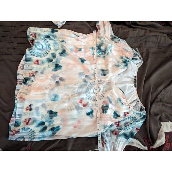 INC silky satin watercolor like poet sleeve blouse sz m euc - Picture 7 of 7